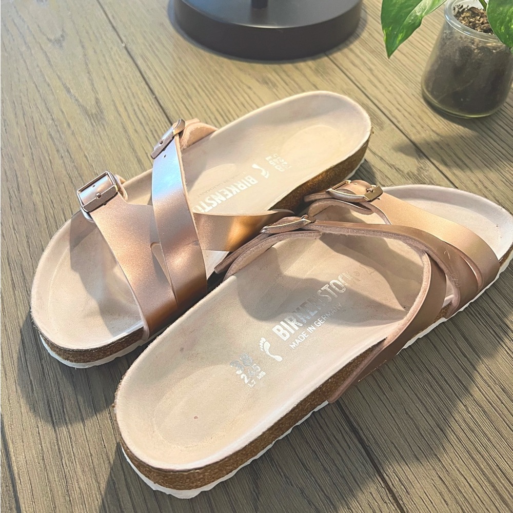 Birkenstock Rose Gold Yao Balance Women's Sandals, Size 38, Narrow. - Picture 3 of 16